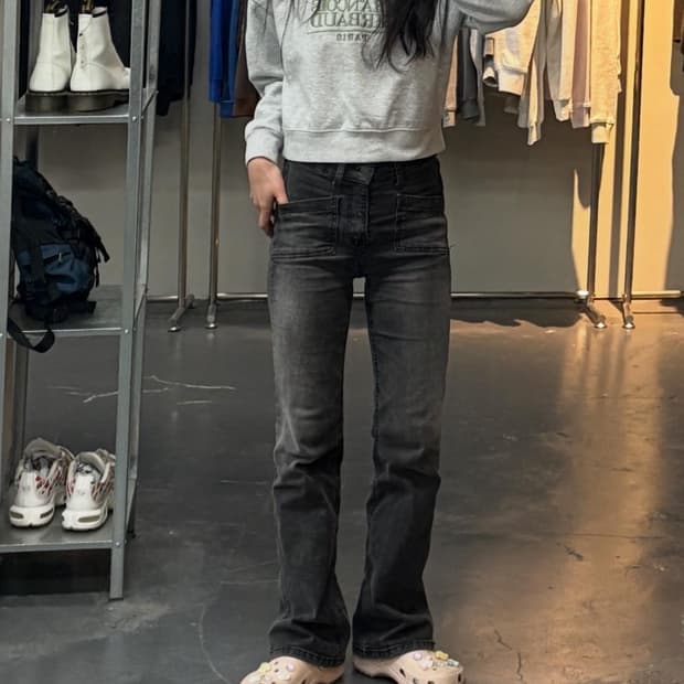 마리떼 프랑소와저버 클래식로고 크롭 맨투맨 A2803