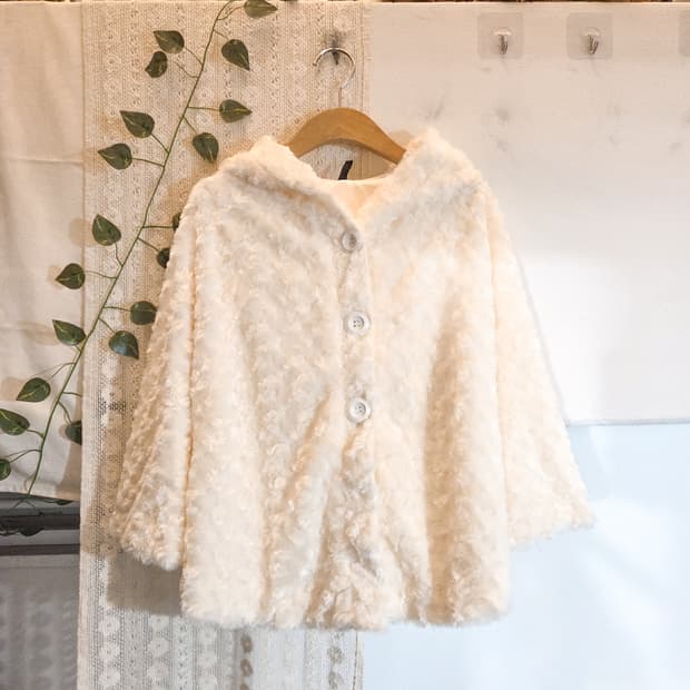 퓨어 보송보송 케이프 자켓