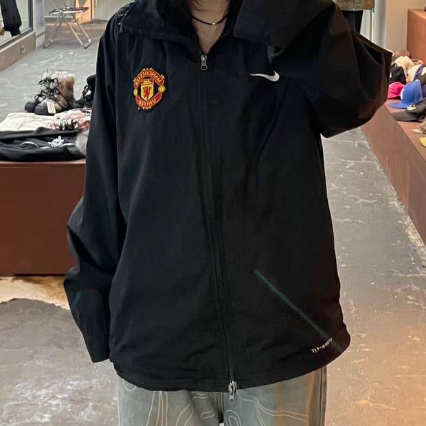 나이키 멘체스터 유나이티드 스톰핏 바람막이 H1756