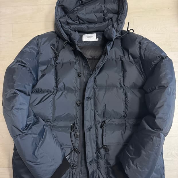 아웃스탠딩 카라코람 구스다운 파카 네이비