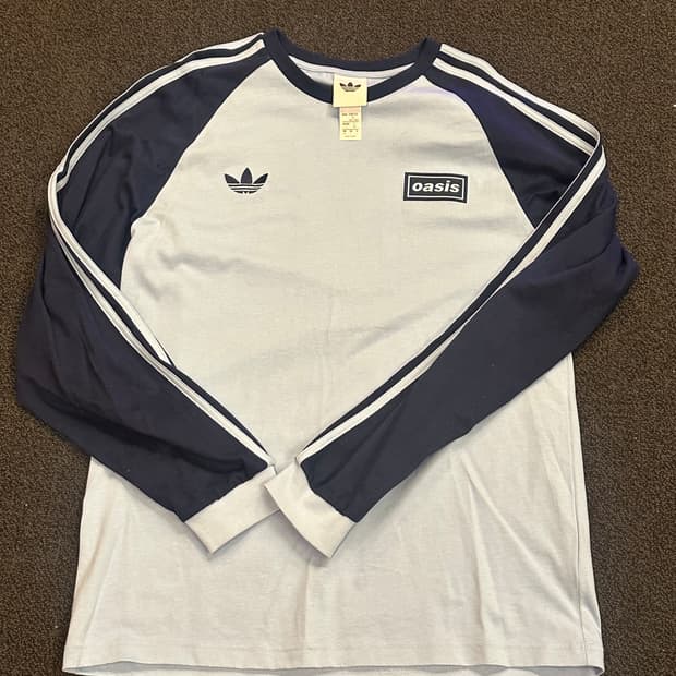 (XL)아디다스 오아시스 롱슬리브 팝니다