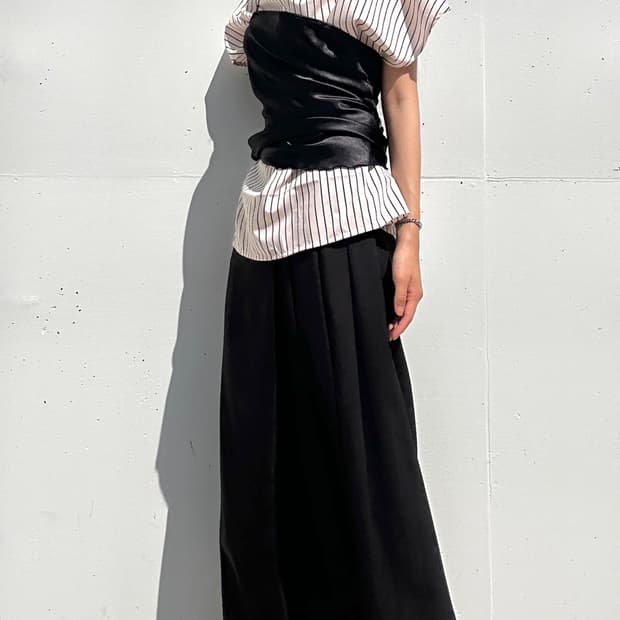 High neck tailored half blouse