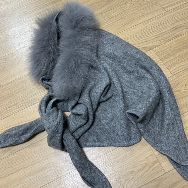 Mariani 마리아니 폭스퍼 후드 머플러