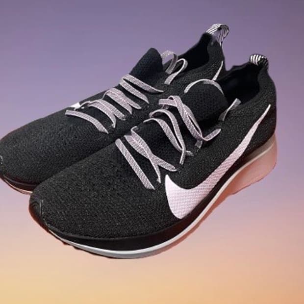 (새상품) 나이키 줌 플라이니트 블랙/핑크 250,255mm