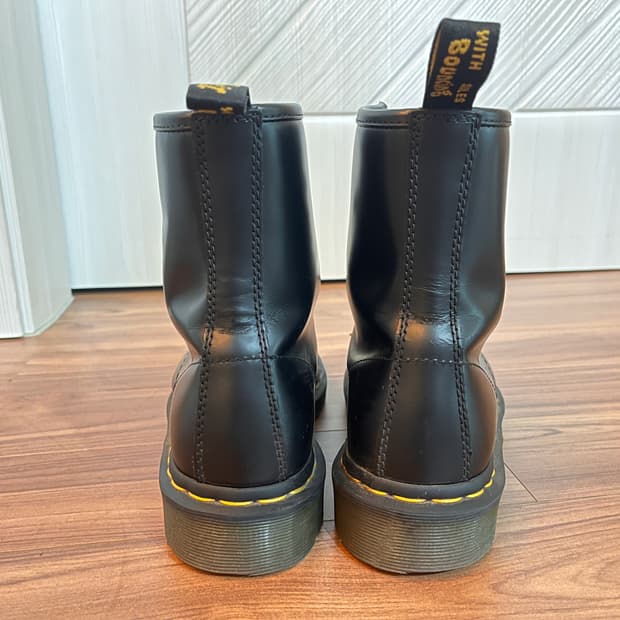 닥터마틴 1460 스무스 240
