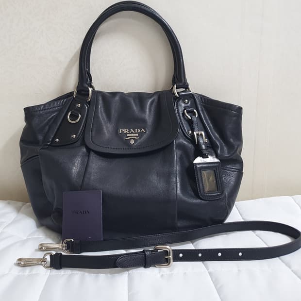 프라다(Prada) 소프트 카프 BN1628 블랙 토트백