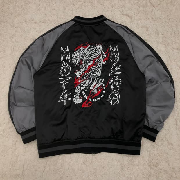 낫포너드 타이거 자수 스카쟌 블루종 자켓