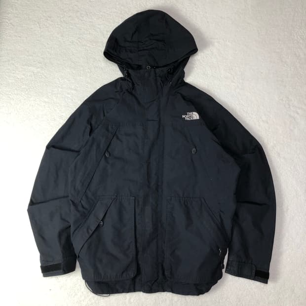 노스페이스 고프코어 바람막이 