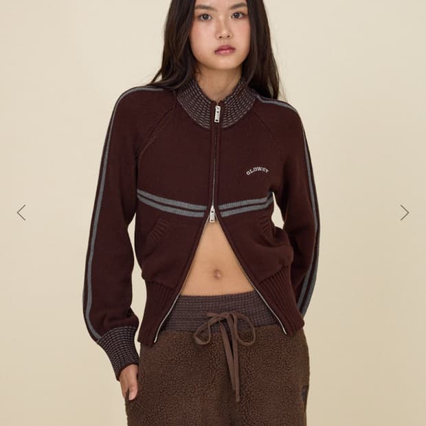 Glowny motion knit zip up (brown) 판매합니다.