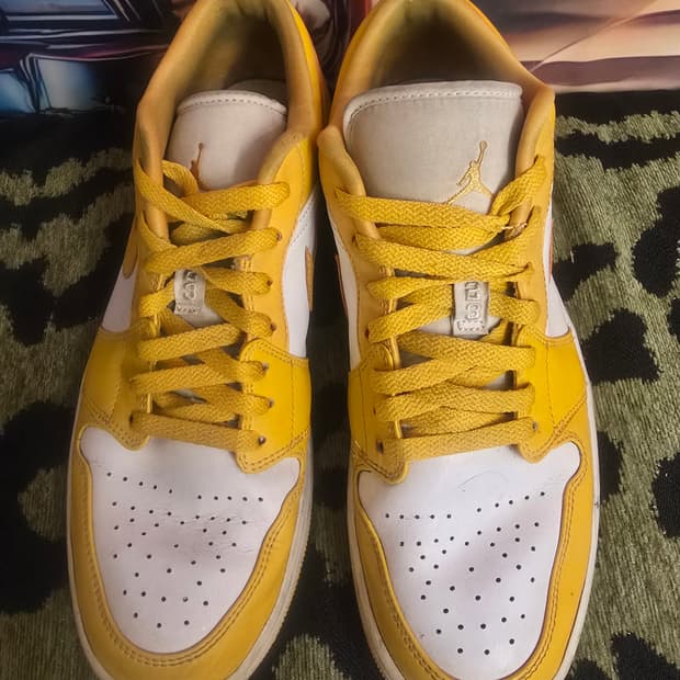 에어 조던 1 로우 폴른 (Air Jordan 1 Low Pollen)
