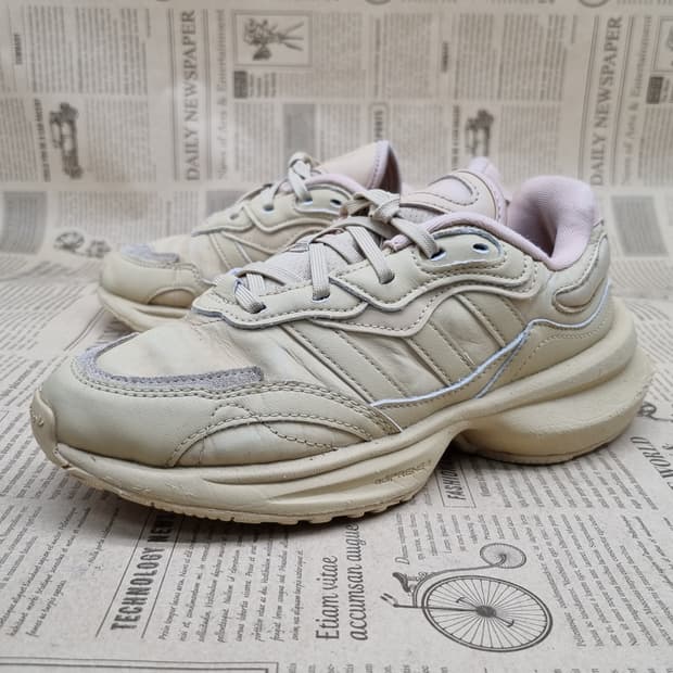 아디다스 젠틱 운동화 220