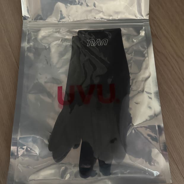 UVU 장갑 판매합니다