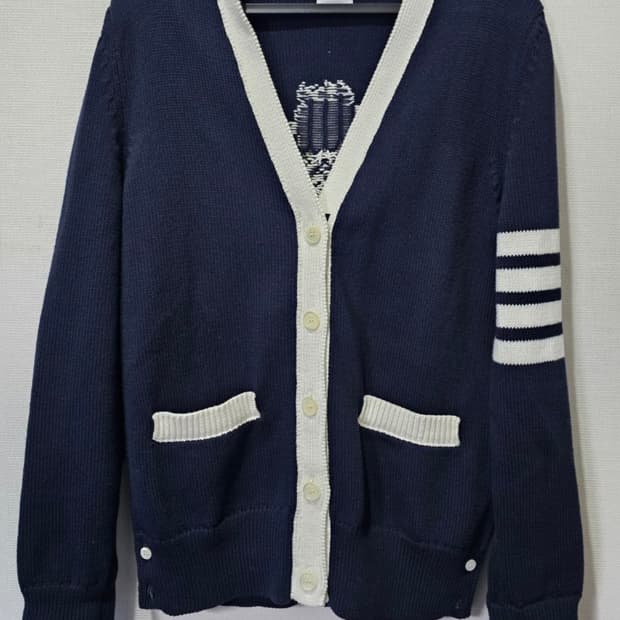 [S급] 톰브라운 23FW 플라워 아이콘 가디건 네이비 38사이즈