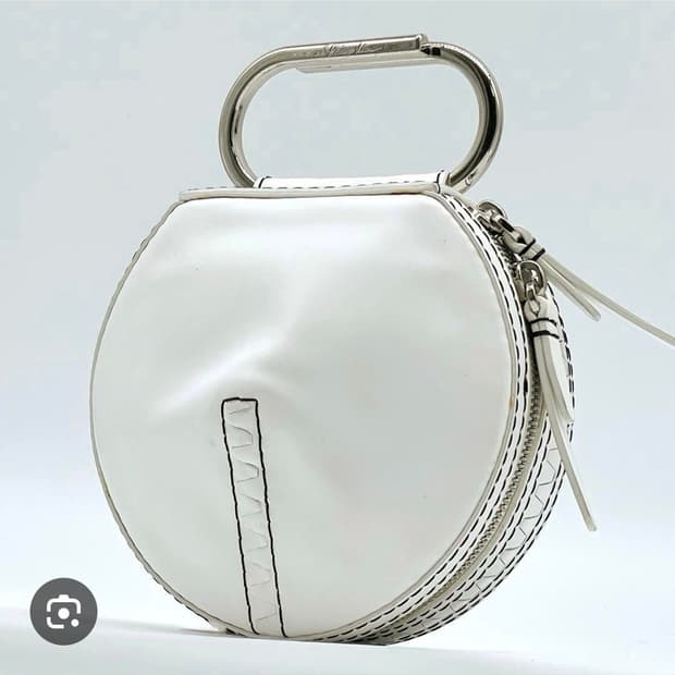 3.1 Philip Lim 필립 림 원형 손잡이가방 토트백