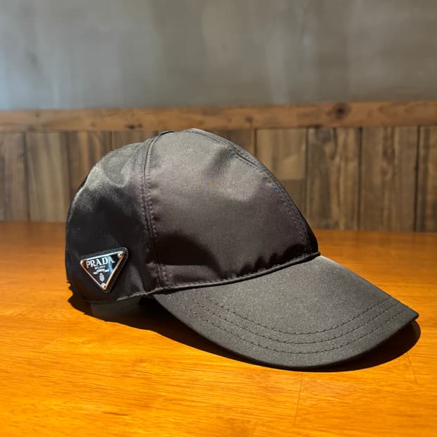 프라다 리나일론 패치로고 볼캡