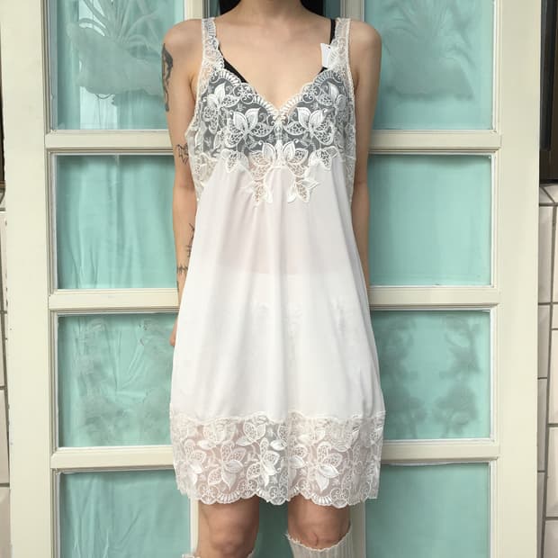 Lace point slip onepiece
