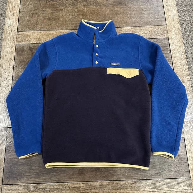 23FW 파타고니아 신칠라 스냅-T 옵시디언 플럼