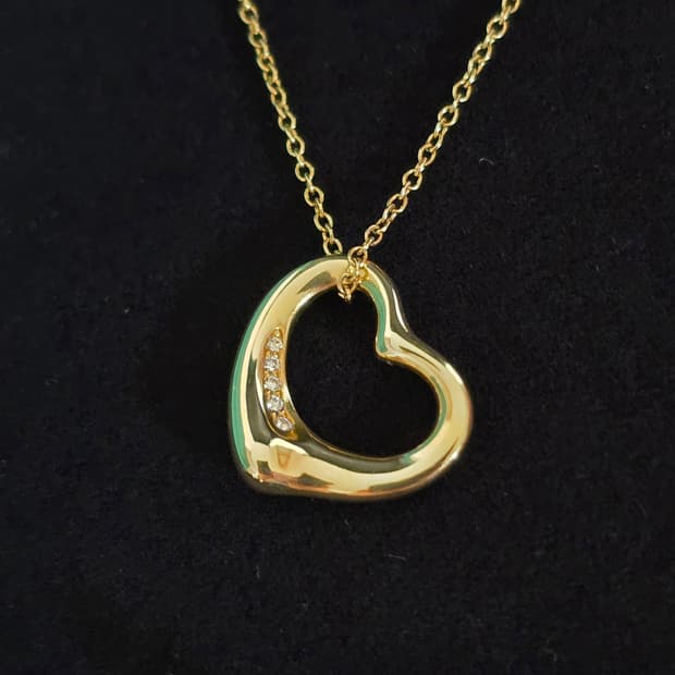 티파니앤코18k 5다이아오픈하트목걸이 정품 