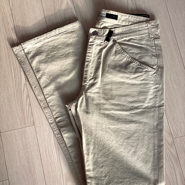  스톤아일랜드 베이지 치노 레귤러 핏 31~32 사이즈