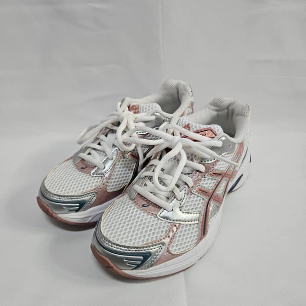 아식스 젤 1130 스니커즈 225