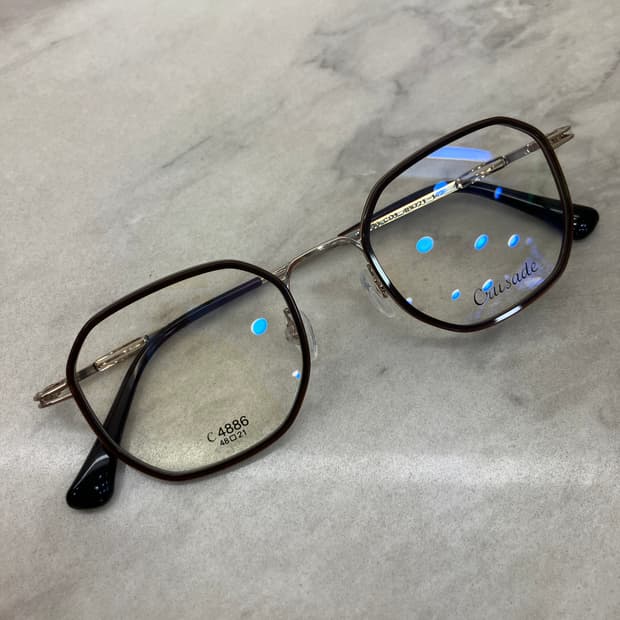 크루세이드 Crusade 골드 브라운 솔텍스 소프트 스퀘어 메탈테 안경