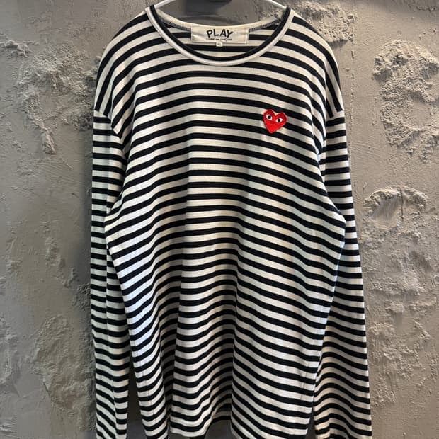 꼼데가르송 플레이 스트라이프 하트 와펜 롱슬리브 티셔츠 블랙 XL