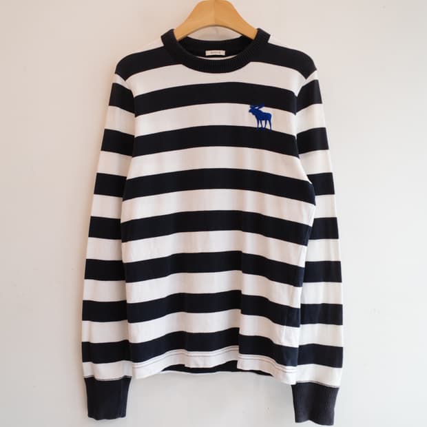 Abercrombie & Fitch 아베크롬비 자수 롱슬리브 