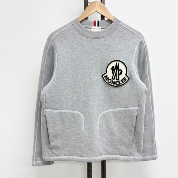 [M]몽클레어 빅로고 맨투맨