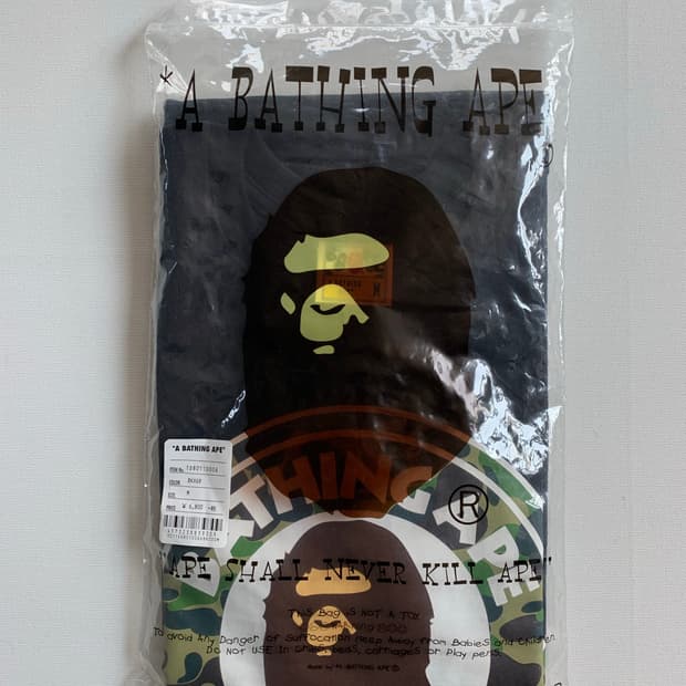 베이프 1st 카모 반팔 티셔츠 M사이즈 새제품 