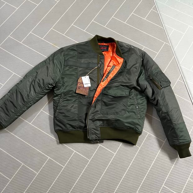 쇼트 ma-1  xxl 사이즈 새제품