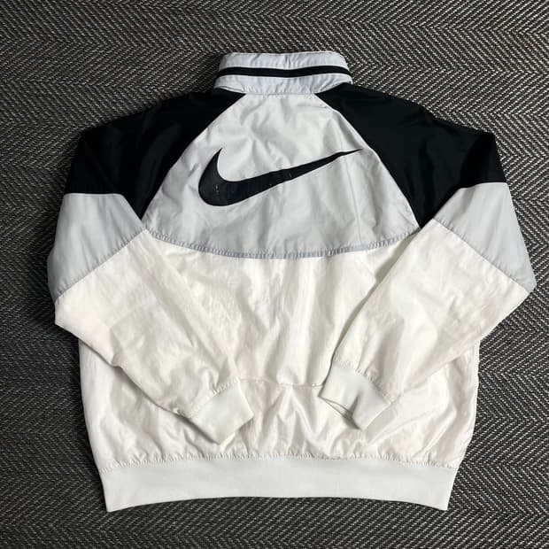 나이키 빅스우시 윈드러너 러닝 바람막이o 3223