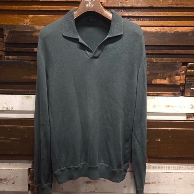 자노네 오픈칼라넥 티셔츠