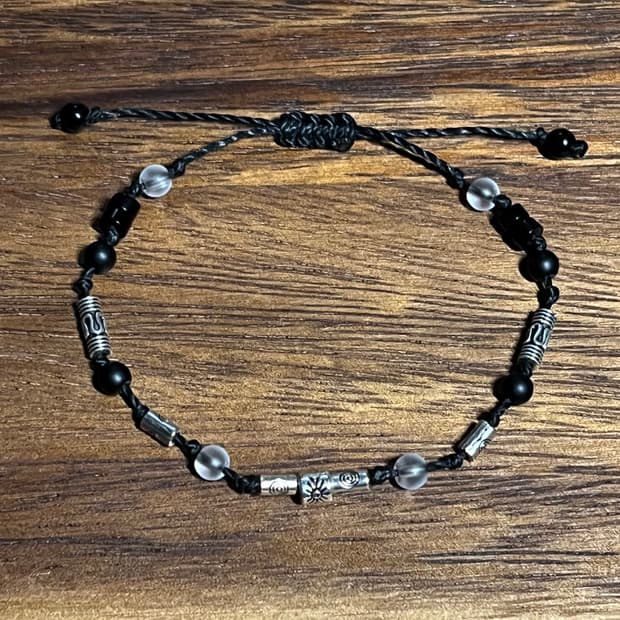 [handmadebracelet]