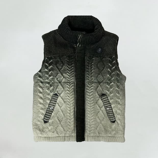 디젤 그라데이션 니트 구스 다운 패딩 조끼