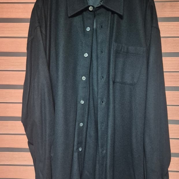 아워레가시 셔츠