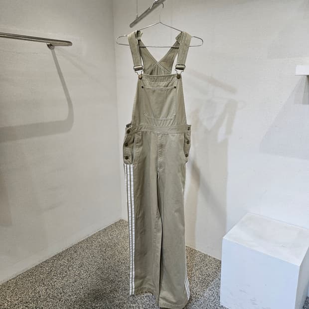 아디다스 삼선 오버롤 팬츠