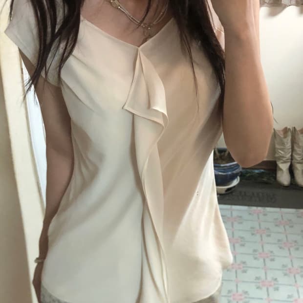 반민소매 블라우스