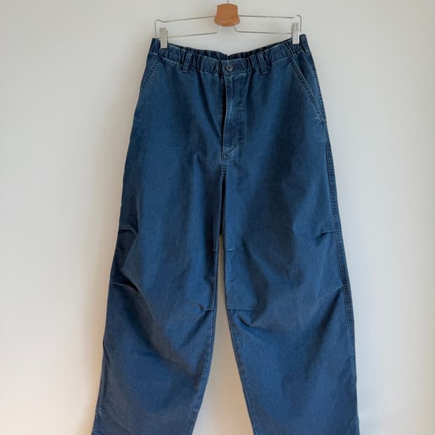 유니클로(UNIQLO) 인디고 와일드 팬츠