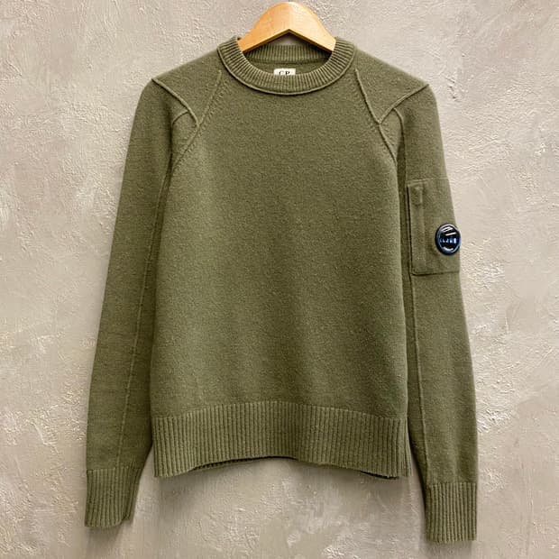 [46] C.P Company 씨피컴퍼니 올리브 그린 울 니트