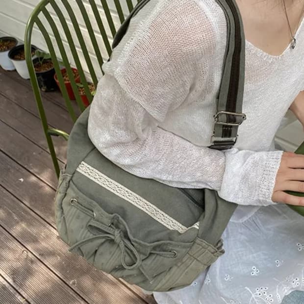 빈티지 레이스 카고 포켓 크로스백