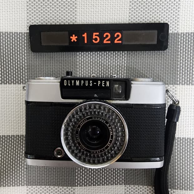 올림푸스 펜 EE-3 하프 필름카메라
