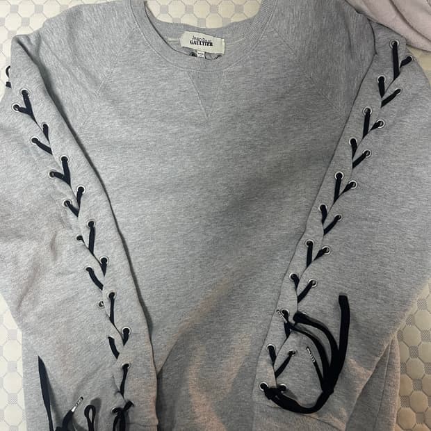 장 폴 고티에 스웻셔츠 s사이즈