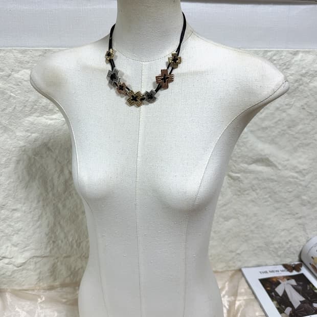 빈티지 십자가 목걸이