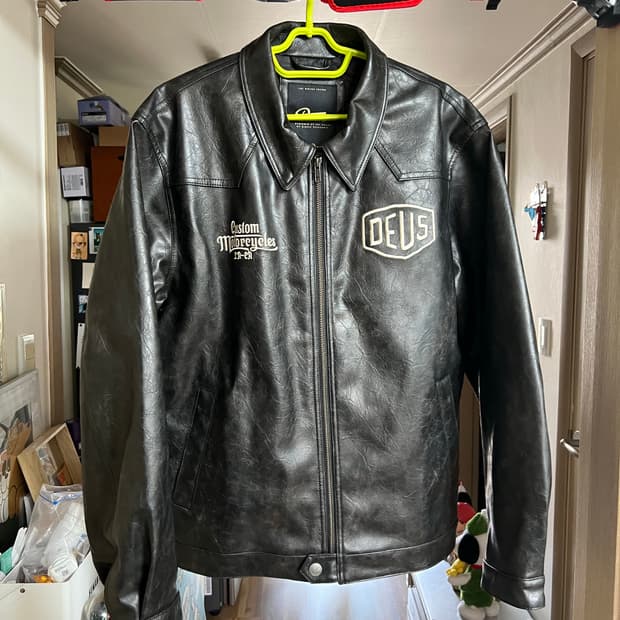 데우스 라이더스 프렌드 자켓블랙 팝니다 / 레더자켓 / XL