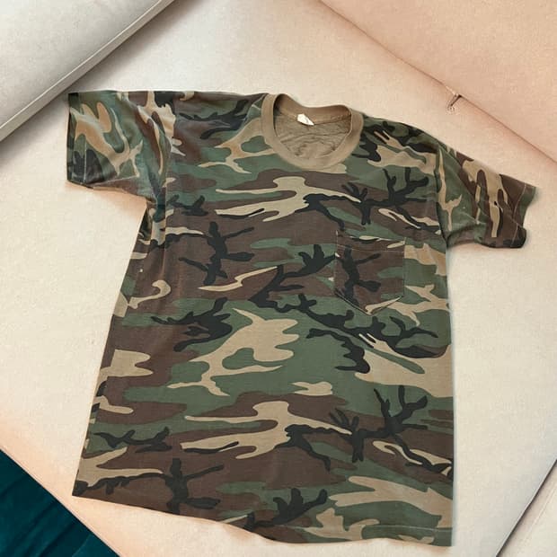 80s woodland camo pocket tee  (USA)