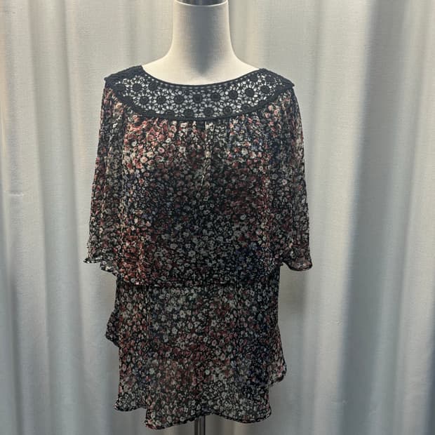 모리걸st 꽃무늬 케이프