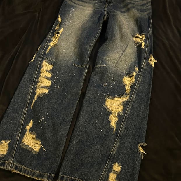 Glitter Detail Washed Damaged Denim