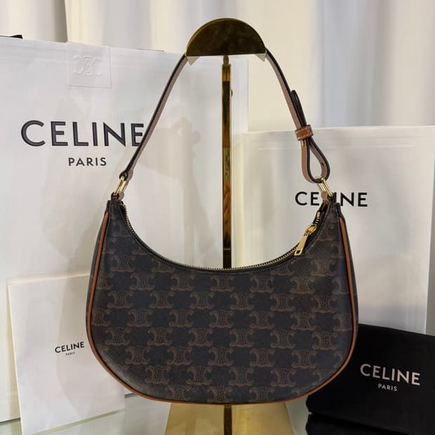 셀린느 트리오페 아바백 캔버스 카프스킨 탄