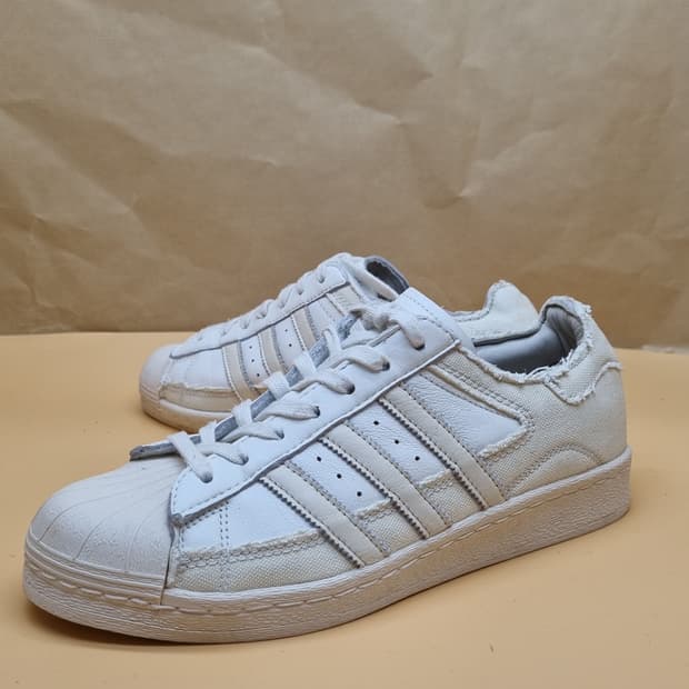 아디다스 슈퍼스타82 남성스니커즈260.