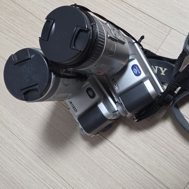 소니 사이버샷 DSC-F707, F717 디지털카메라 부품 진열용